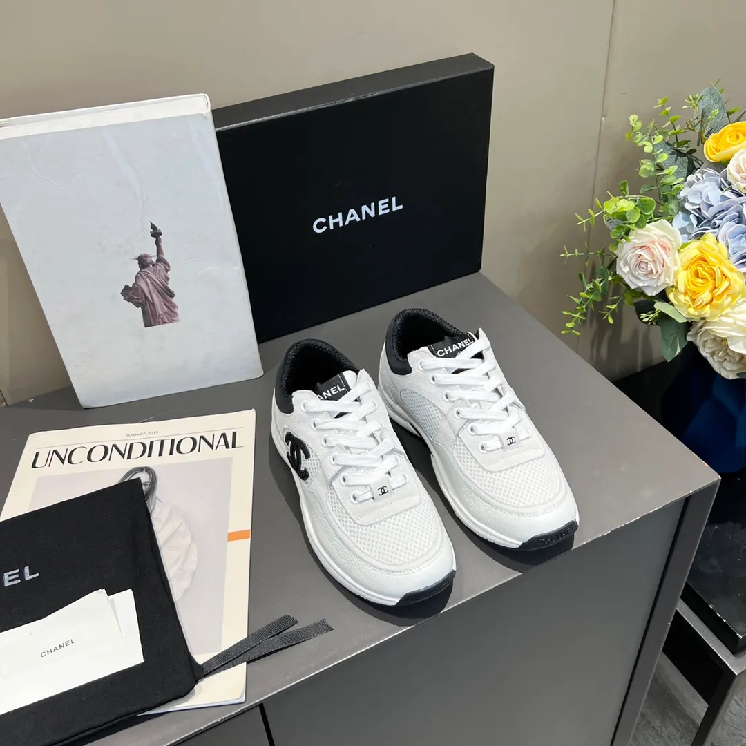 👟👟Ex-factory price 520👟👟 Chanel Chanel - 2021 counter top casual sports shoes This classic design; ✅Outsole: Original TPU combination outsole ✅Number of codes: 35～41